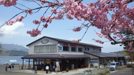 20140504-7-山中湖-Reel Cafe外観.JPG