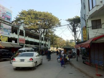 タイ・メーサイとの国境の街タチレイ（タチレク）