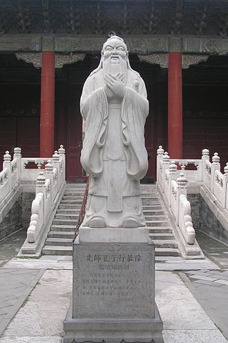 330px-Confucius_Statue_at_the_Confucius_Temple.jpg